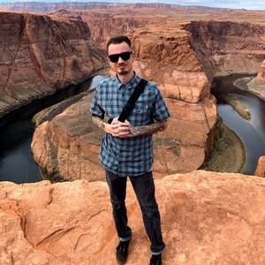 Meet your Posher, Joshua